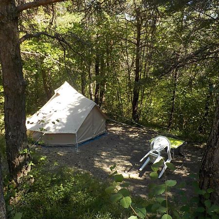 Camping La Chabannerie Hotel Saint-Martin-de-Clelles Eksteriør billede