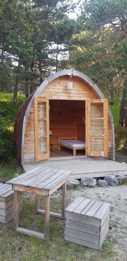 Camping La Chabannerie Hotel Saint-Martin-de-Clelles Eksteriør billede