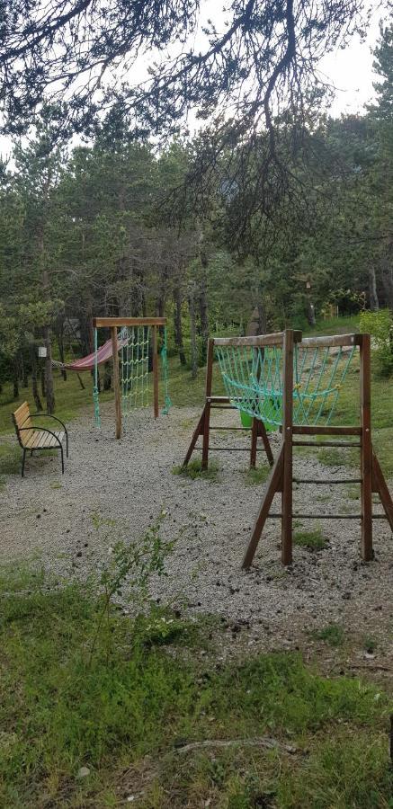 Camping La Chabannerie Hotel Saint-Martin-de-Clelles Eksteriør billede
